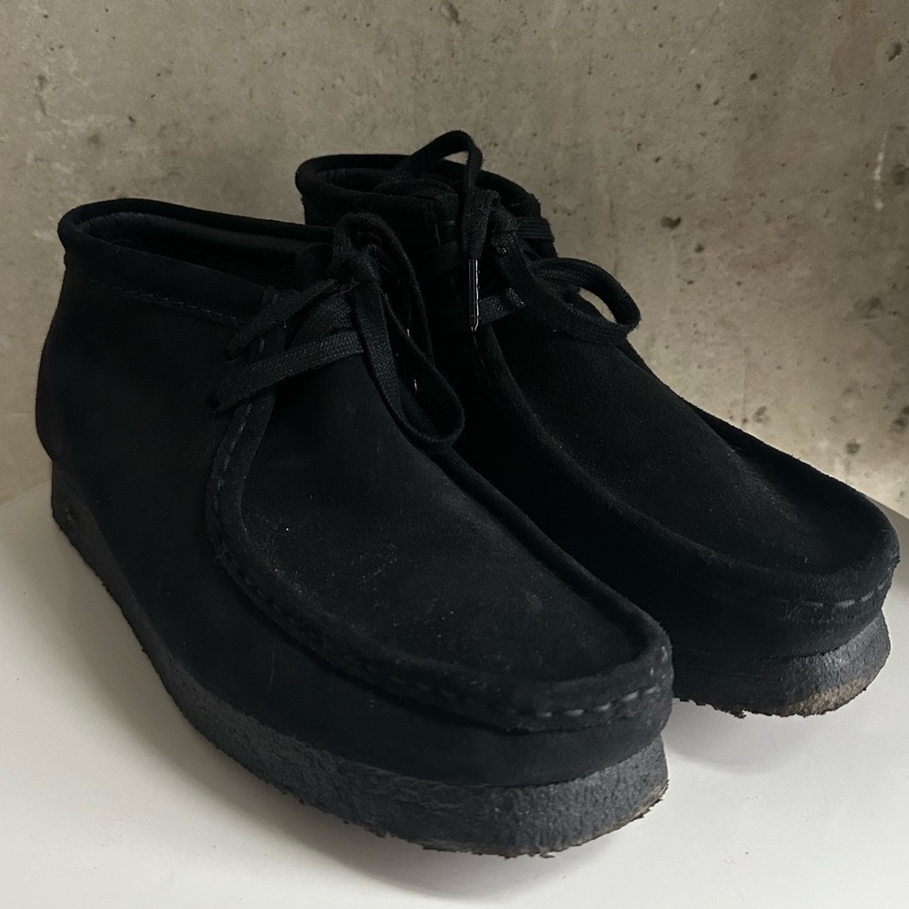 Love em but too snug for me!Clark’s originals wallabee boot women